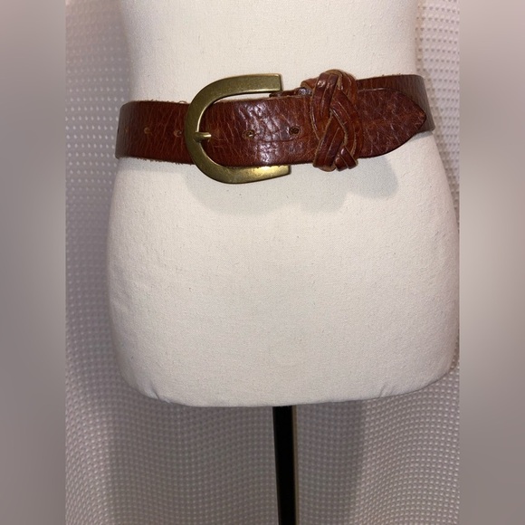 Women’s vintage TRISTAN & ISEUT genuine leather belt size small - Picture 3 of 14